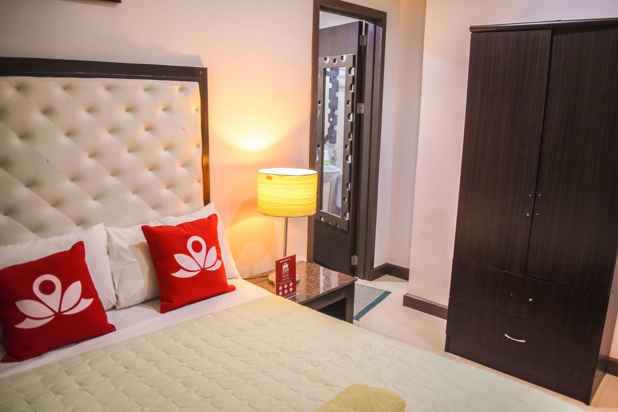 Zen Rooms Pryce Business Park 达沃 外观 照片